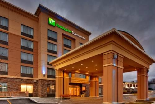 Holiday Inn Express Hotel & Suites Kingston