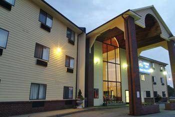 Best Western Airport Inn Warwick