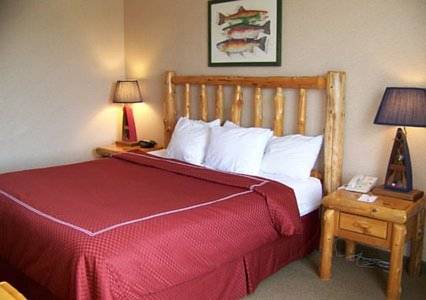 Comfort Suites Rapid River Lodge