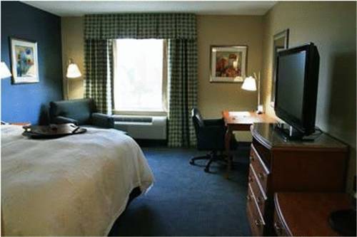 Hampton Inn New York - LaGuardia Airport