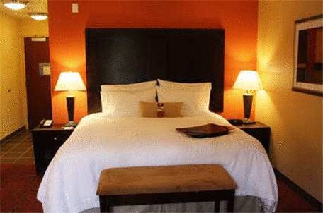 Hampton Inn & Suites Phenix City- Columbus Area