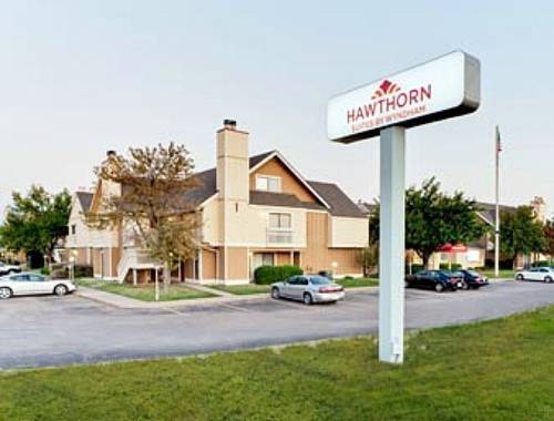 Hawthorn Suites Wichita East