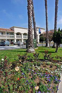 Motel 6 Carlsbad South