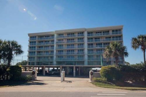 Waterview Towers by Holiday Isles