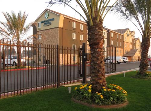 WoodSpring Suites Bakersfield